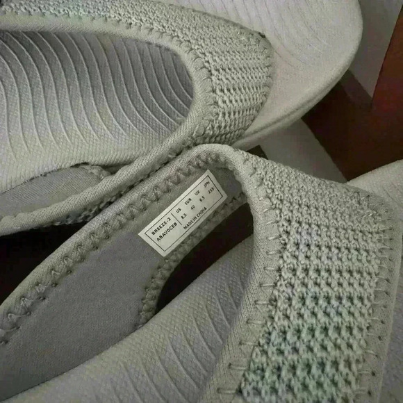 DREAM PAIRS Women's Arch Support Soft Cushion Flip Flops Thong Sandals - Picture 8 of 9